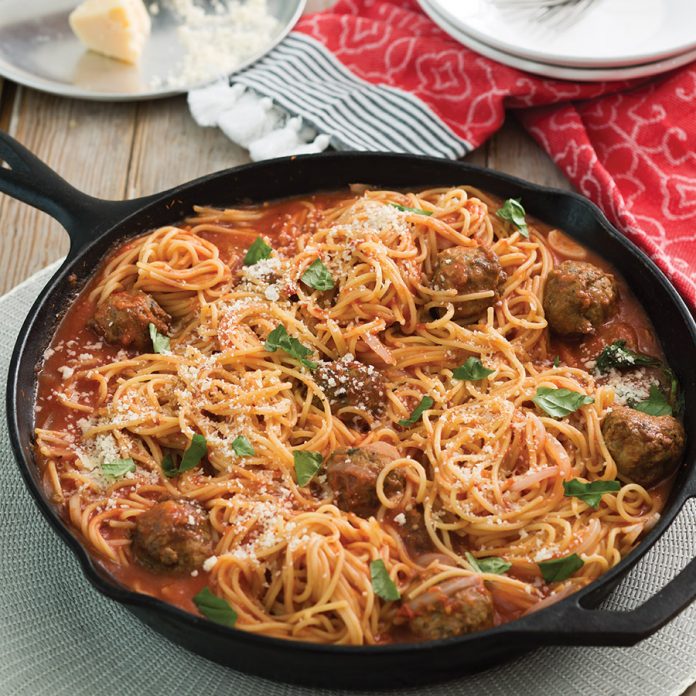 11 Pasta Dishes: Skillet Spaghetti and Meatballs