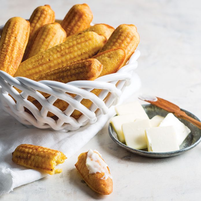 Classic Cornbread Sticks