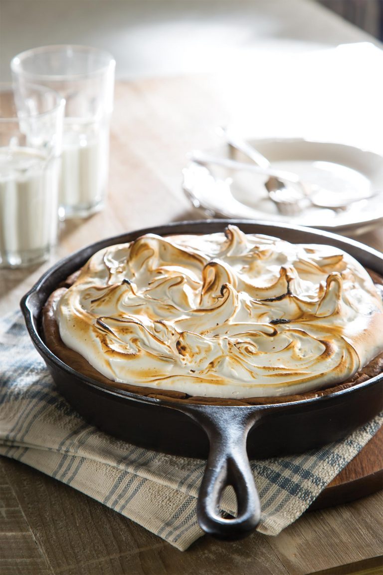 S’mores Cheesecake Pie