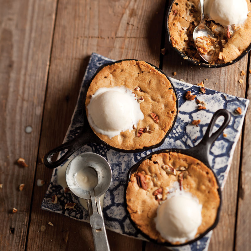 Butterscotch-Pecan Skillet Cookie