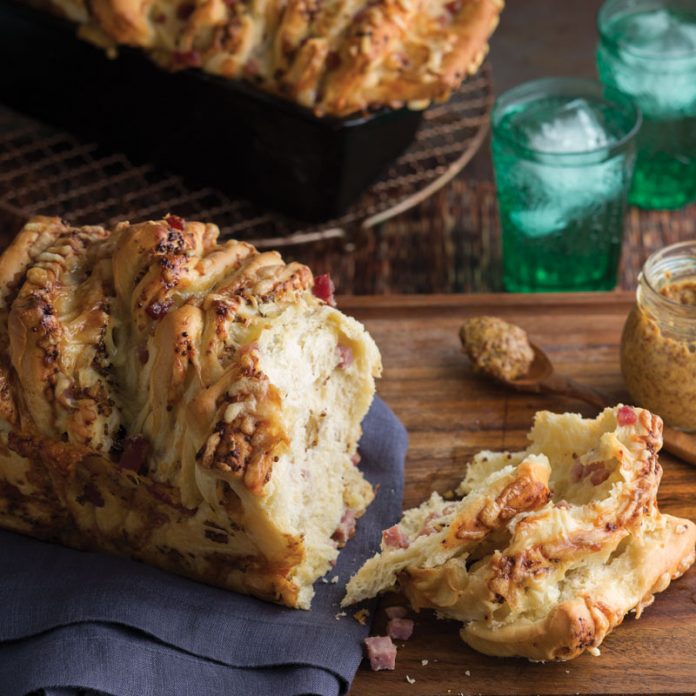 Ham and Cheese Pull Apart Bread