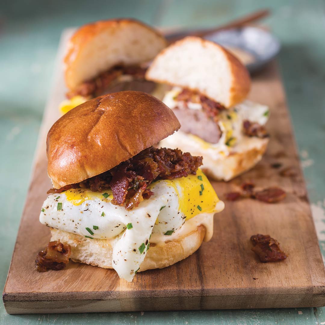Egg-Wrapped Burgers with Bacon Jam