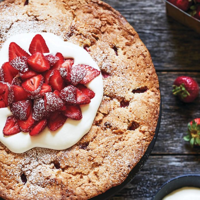 Anne Byrn's skillet strawberry pound cake