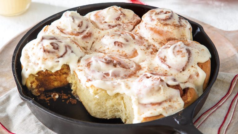 Eggnog Sweet Rolls