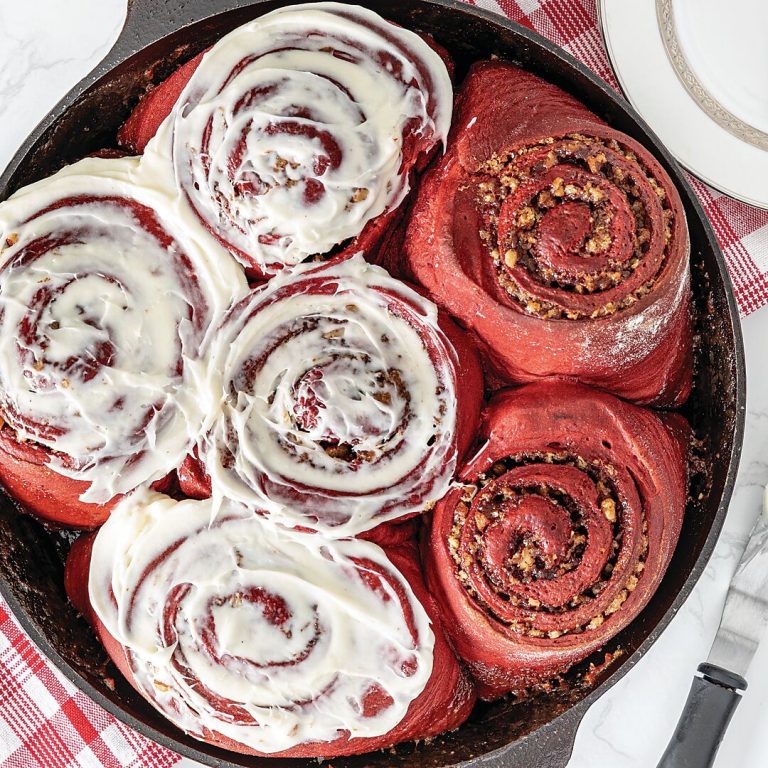 Red Velvet Sweet Rolls