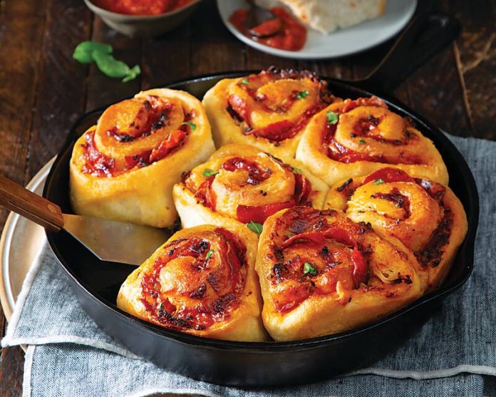 Cheesy Pizza Rolls