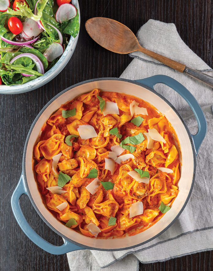 Tortellini with Creamy Pasta Sauce