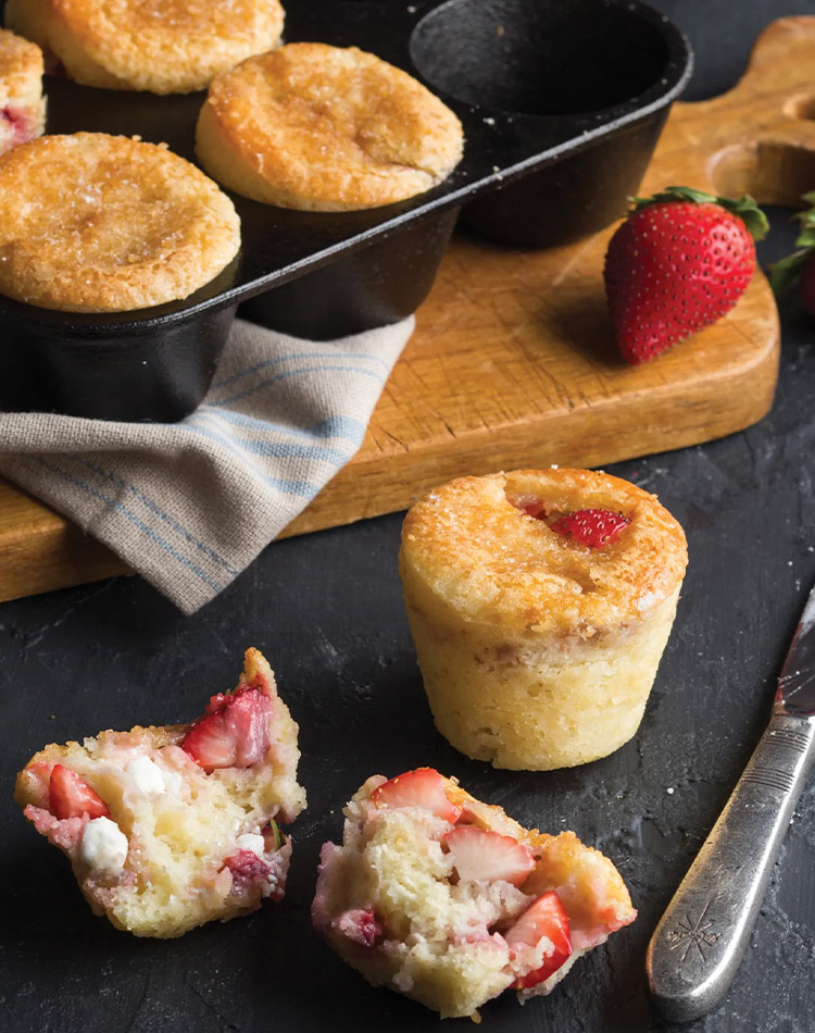 With lush sweetness and tannins from strawberries and zesty bite of goat cheese, our Strawberry Muffins with Goat Cheese are in perfect harmony.